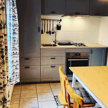 Waldstuebchen * Kratzeburg